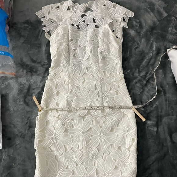 Glamorous ⚡️ White Floral Lace Dress - Picture 12 of 13